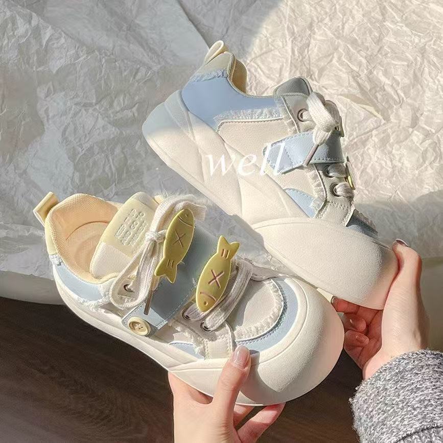 Damen Sportliche Sneaker mit verspielten Applikationen und ergonomischer Dämpfung R&B