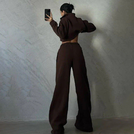 Damen cropped Sweatjacke mit hohem Kragen und Reißverschluss R&B