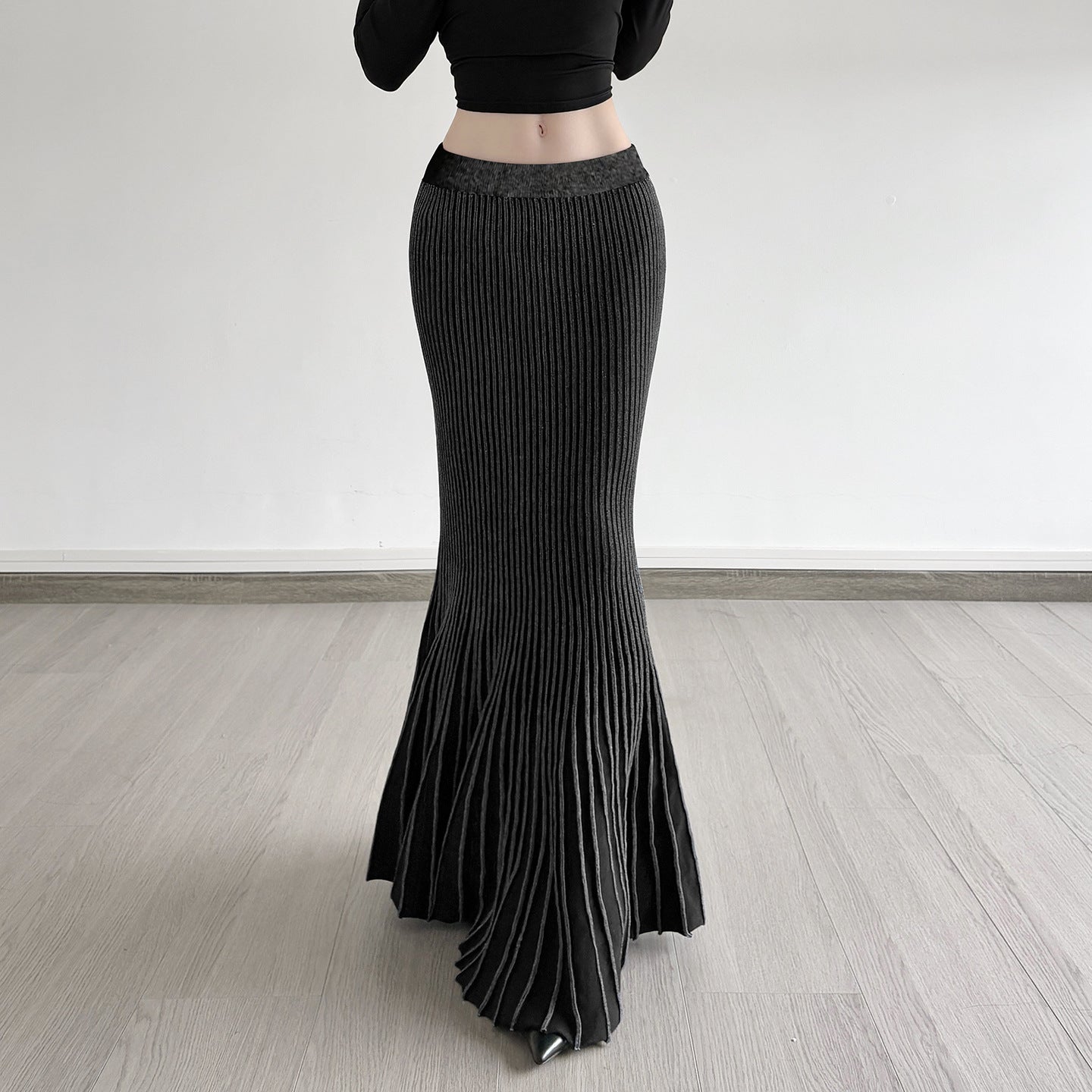 Damen Maxirock mit eleganter Rippenstruktur und modischem Glockenlauf R&B