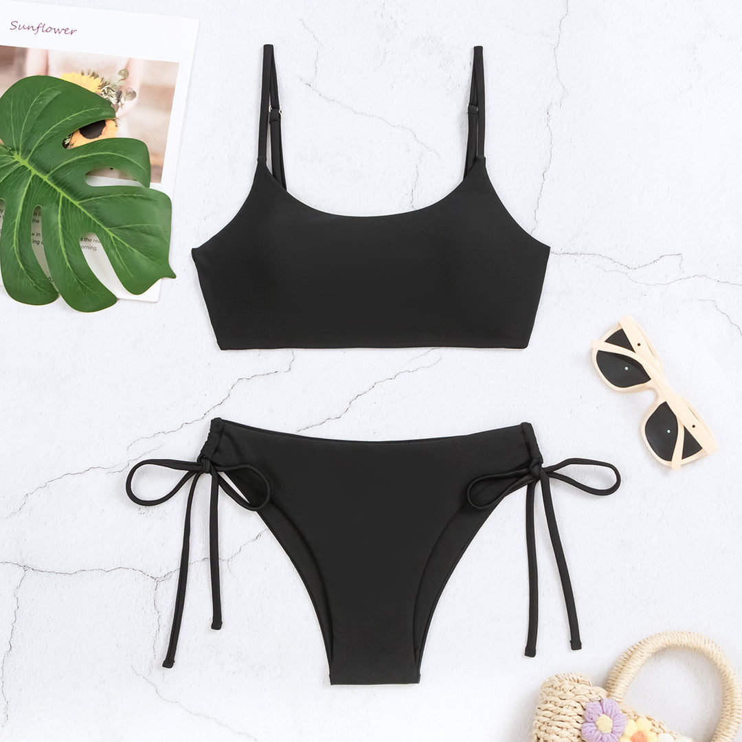 Damen Triangel-Bikini-Set mit verstellbaren Trägern und seitlichen Bändern R&B