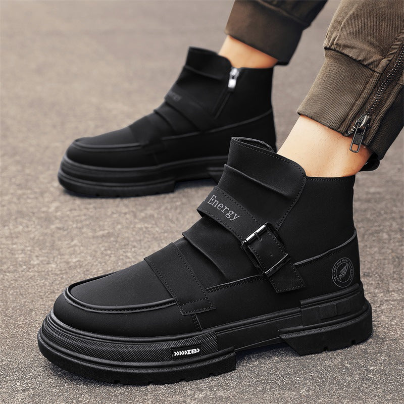 Damen Mid-Cut Stiefel mit robustem Sohlenprofil und verstellbarem Riemen R&B
