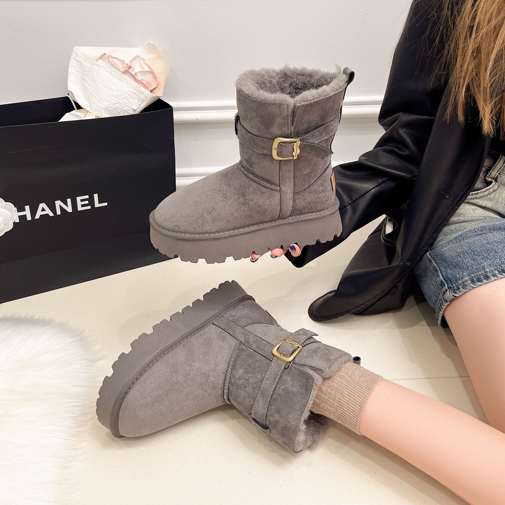 Damen warme Stiefel mit weichem Innenfutter und verstellbarem Schnallenverschluss