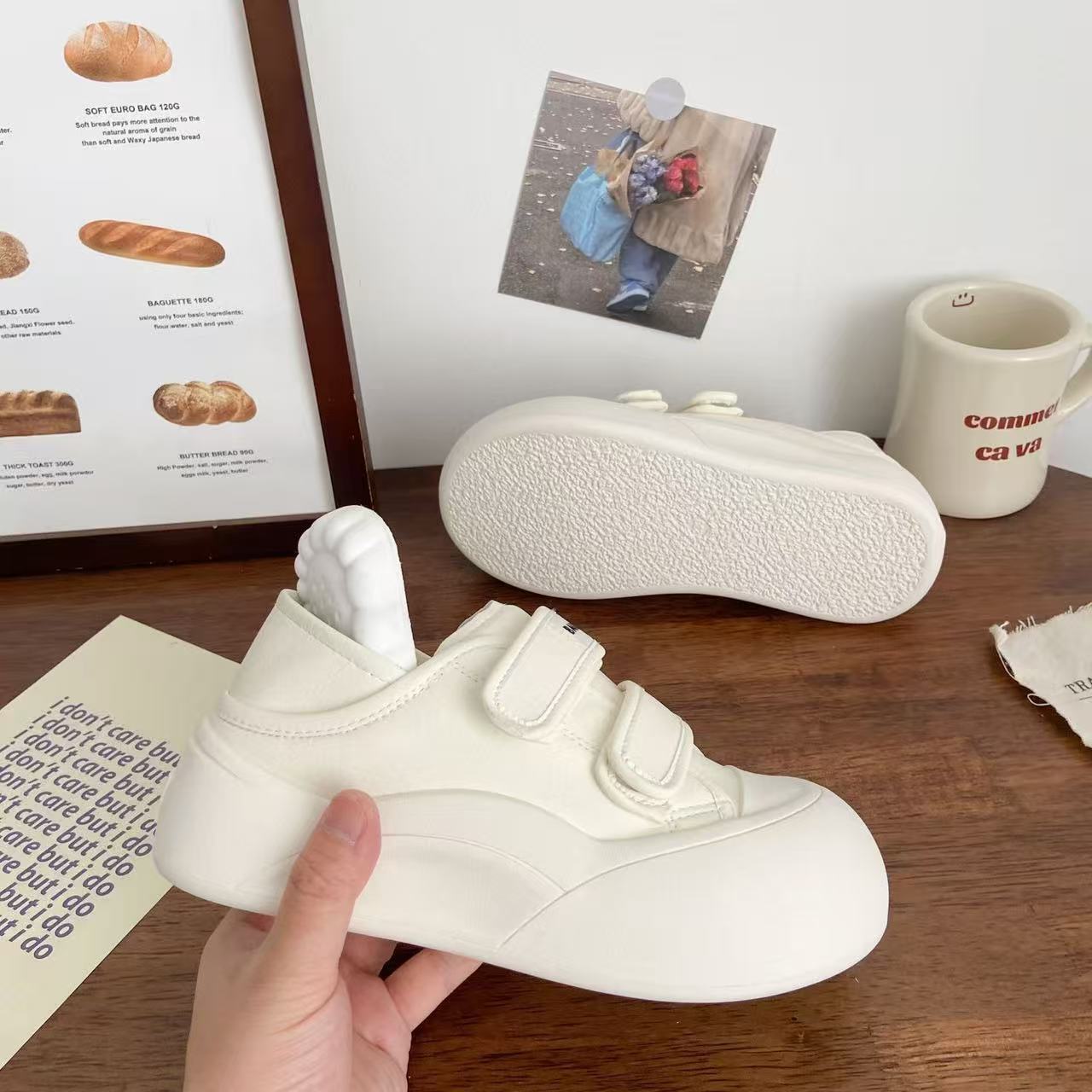 Damen Slip-On Sneakers mit verstellbaren Klettverschlüssen und dämpfender Sohle R&B