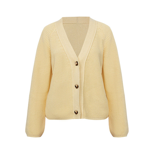 Damen Strickjacke mit großem V-Ausschnitt und Knopfverschluss R&B