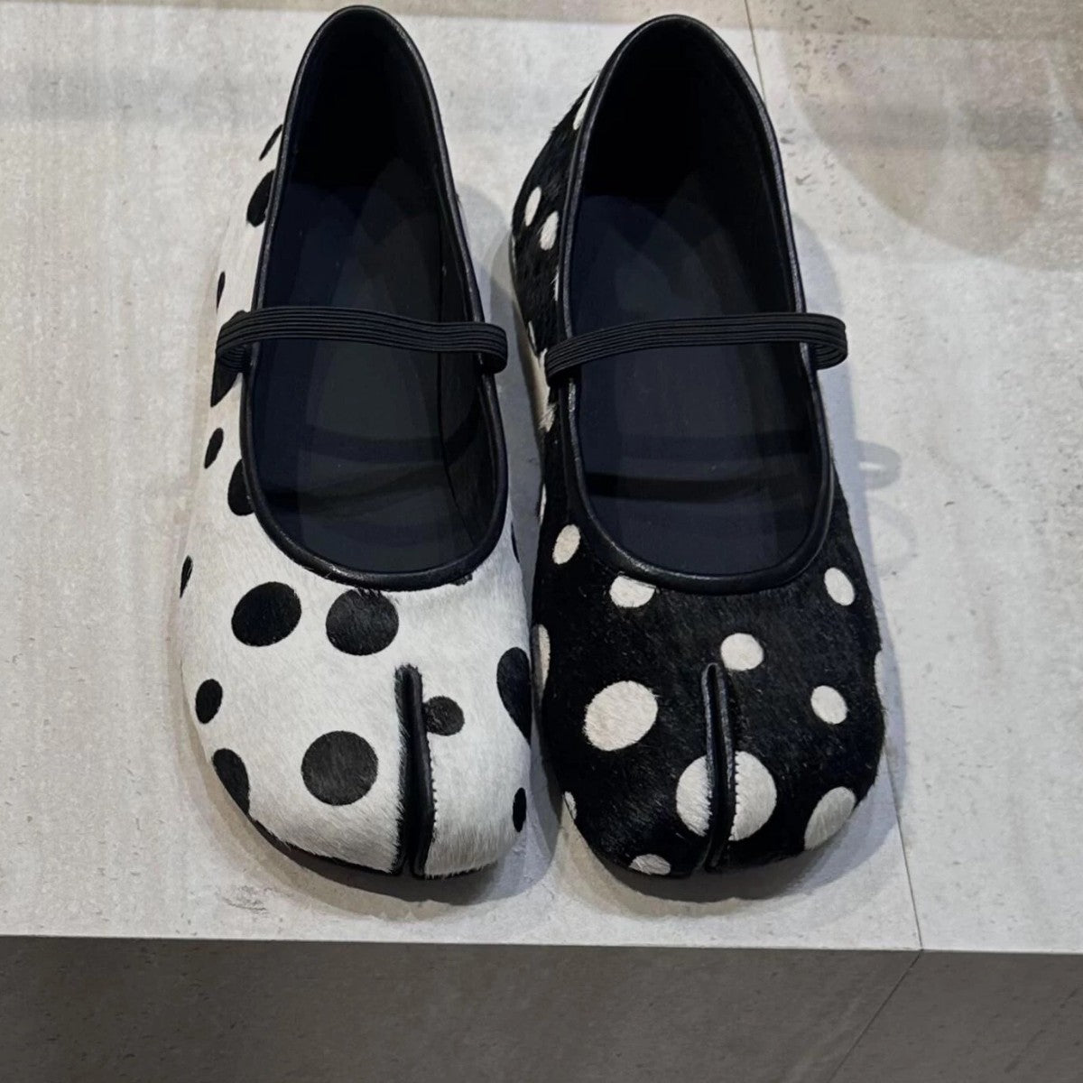 Damen Ballerinas mit trendigem Punktdesign und bequemer Passform R&B