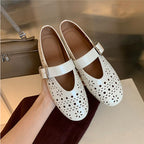 Damen Ballerinas mit floralen Lochmuster und verstellbarem Riemen R&B