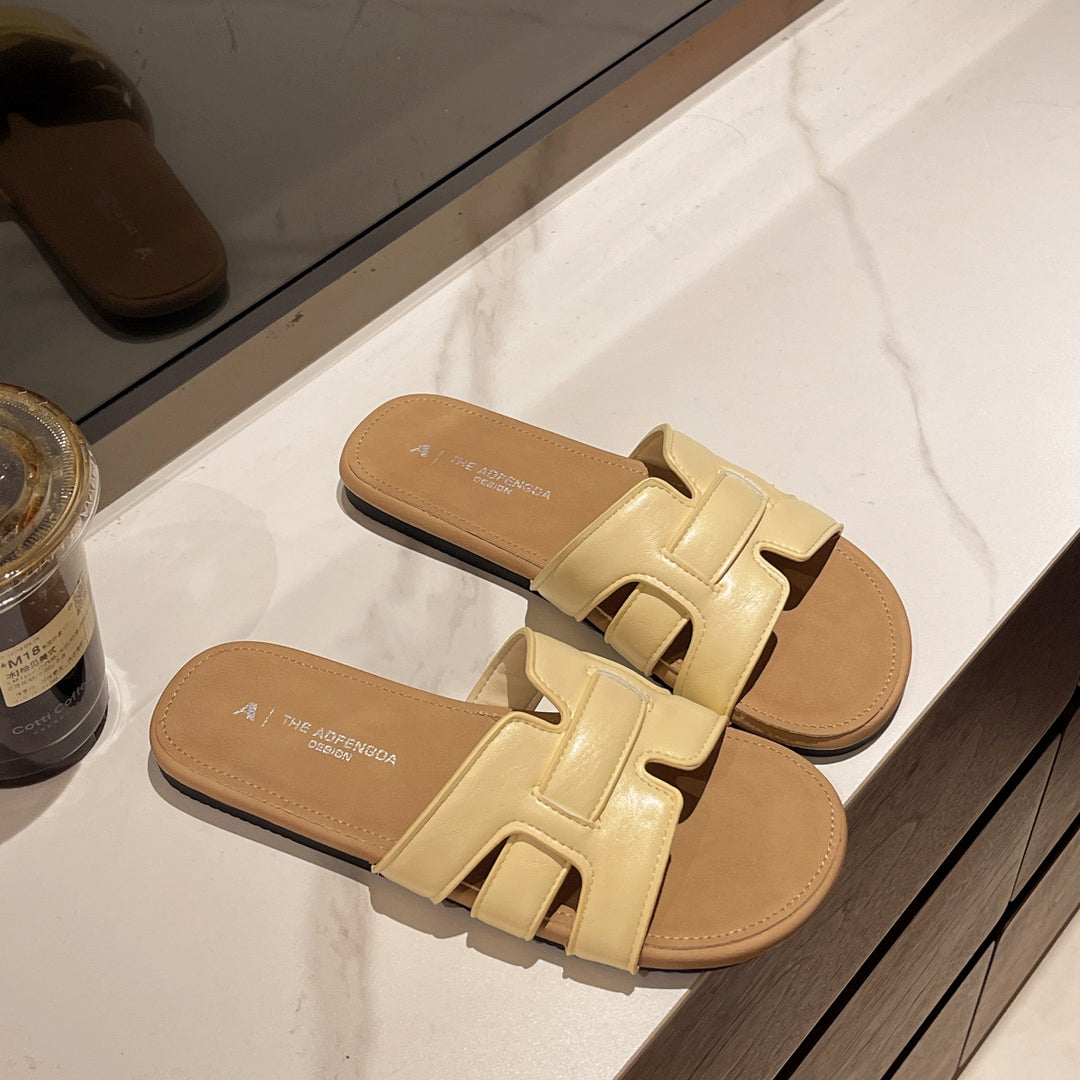 Damen Trendige Slide-Sandalen mit modischem Riemendetail R&B