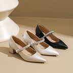 Damen spitze Pumps mit verziertem Riemchen und elegantem Blockabsatz