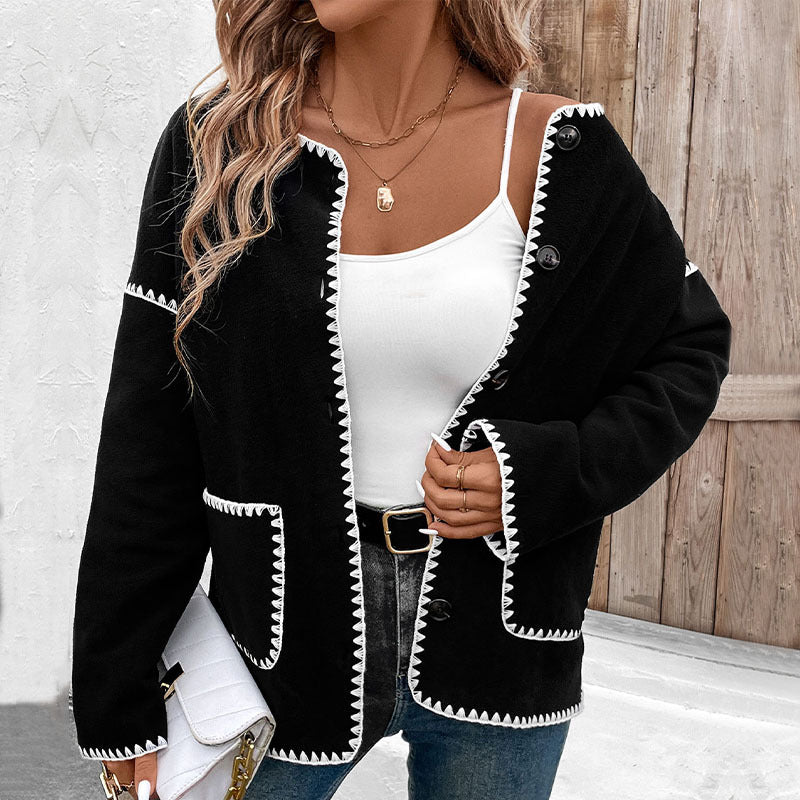 Damen lässige Strickjacke mit kontrastierenden Knopfdetails und aufgesetzten Taschen R&B