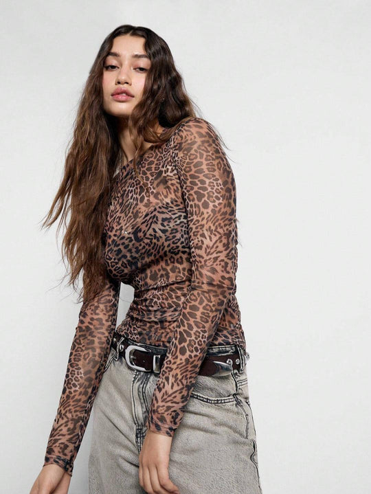 Damen nan figurnahes Netz-Longsleeve mit Leopardenmuster und seitlicher Raffung R&B