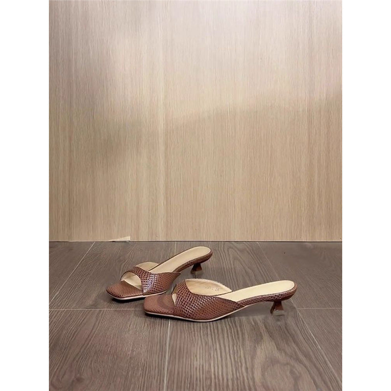 Damen elegante Mules mit offenen Zehen und feinem Absatz R&B
