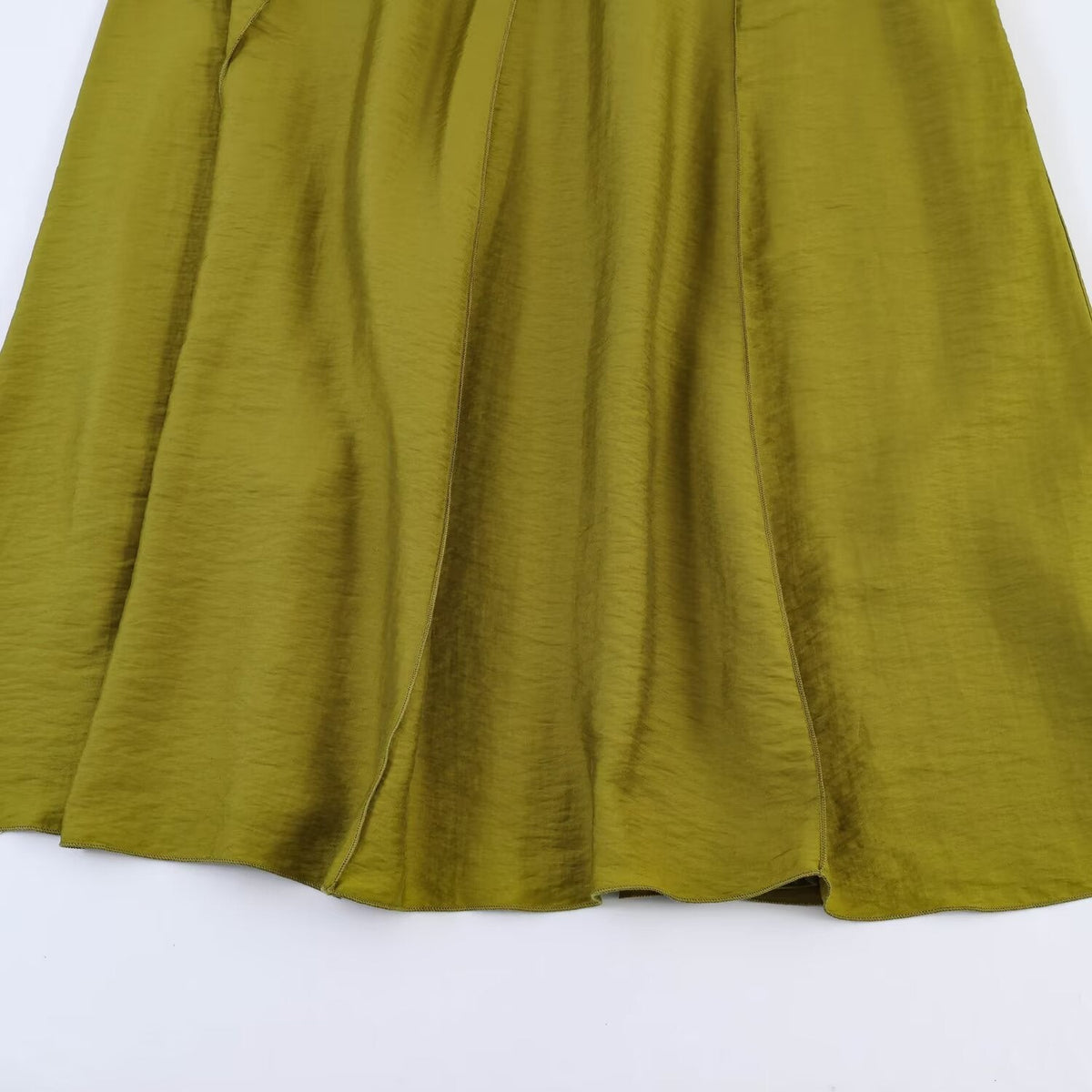 Damen Maxikleid mit schwingendem Saum und dekorativem Gürtel R&B