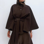 Damen Wickeljacke mit elegantem Stehkragen und weit geschnittenen Ärmeln