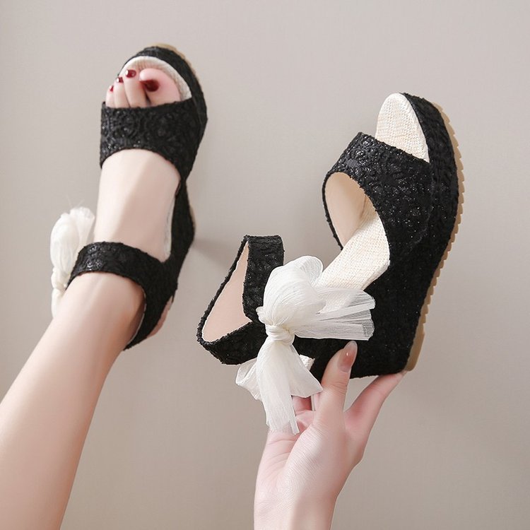 Damen Wedge-Sandalen mit eleganter Schleifenverzierung und hochwertigem Obermaterial R&B