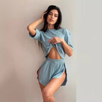 Damen Sportliches Set mit kurzem Oberteil und Shorts R&B