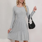 Damen Strickkleid mit Faltenrock und langen Ärmeln R&B