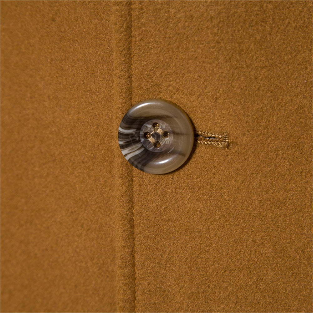 Herren eleganter Wollmantel mit modernem Schnitt und praktischen Taschen