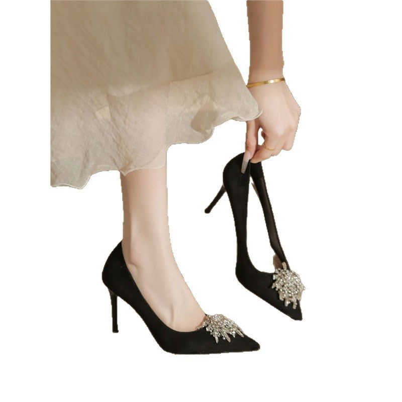 Damen elegante Pumps mit funkelnder Brosche R&B