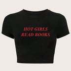 Damen Crop-Shirt mit kreativem Schriftzug R&B