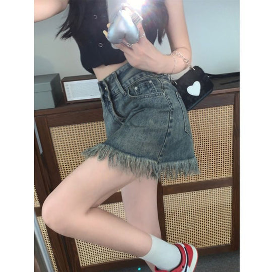Damen Denim-Shorts mit fransigem Saum und hohem Bund