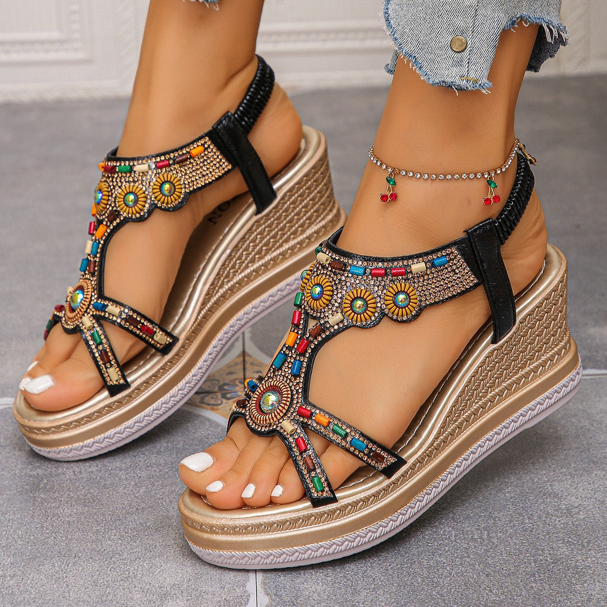 Damen Wedge-Sandalen mit buntem Schmuckdesign und komfortabler Sohle R&B