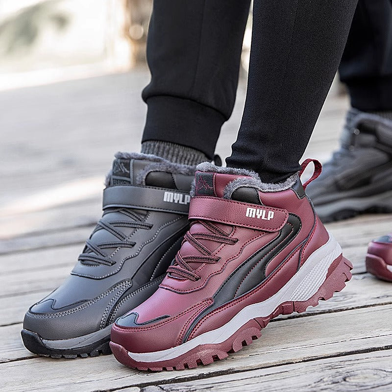 Damen Winterstiefel mit isolierendem Futter und strapazierfähiger Profilsohle R&B