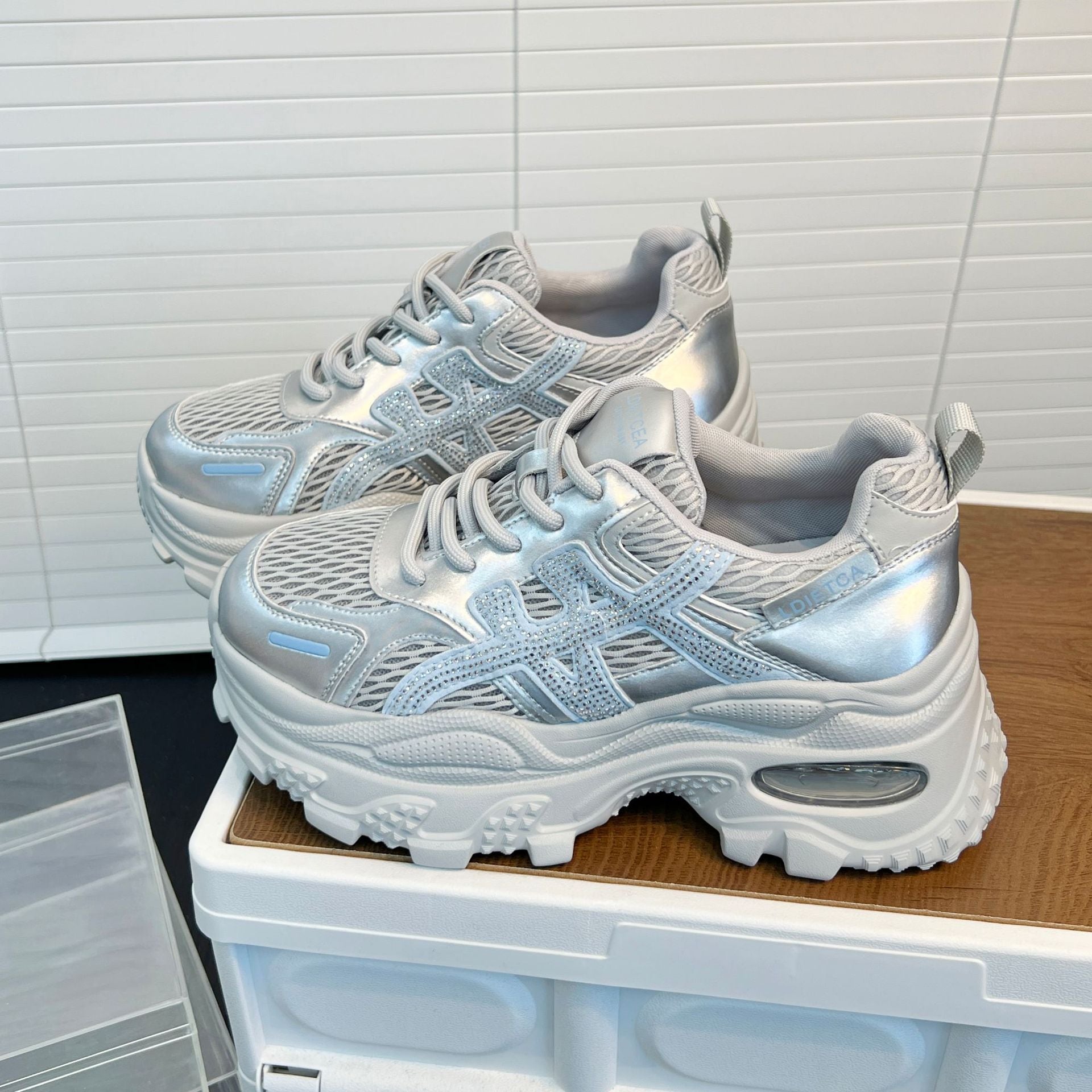 Damen Sportliche Sneakers mit innovativem Mesh-Design und modischer Plattformsohle R&B