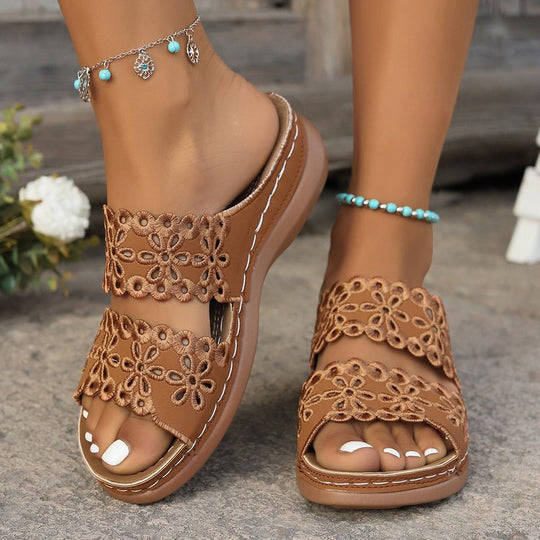 Damen Zehentrenner-Sandalen mit dekorativem Lochmuster und komfortabler Fußbett R&B