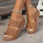 Damen Zehentrenner-Sandalen mit dekorativem Lochmuster und komfortabler Fußbett R&B