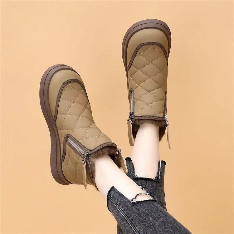 Damen gefütterte Winter-Boots mit modischem Steppdesign und rutschfester Sohle R&B