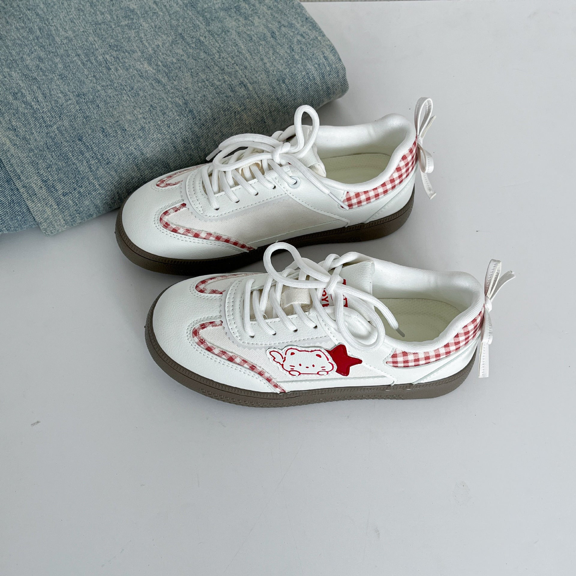 Damen Sneakers mit verspieltem Design und atmungsaktiver Innensohle