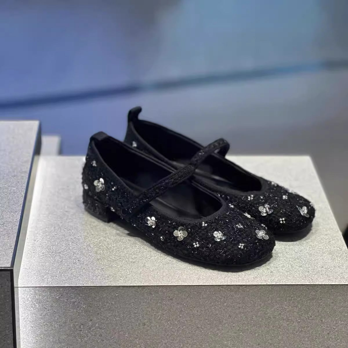 Damen Ballerinas mit floralem Glitzer-Akzent und verstellbarem Riemendesign R&B