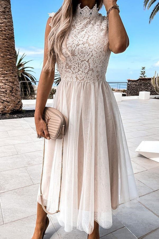 Damen Spitzenkleid mit hohem Kragen und schwungvollem Rock R&B