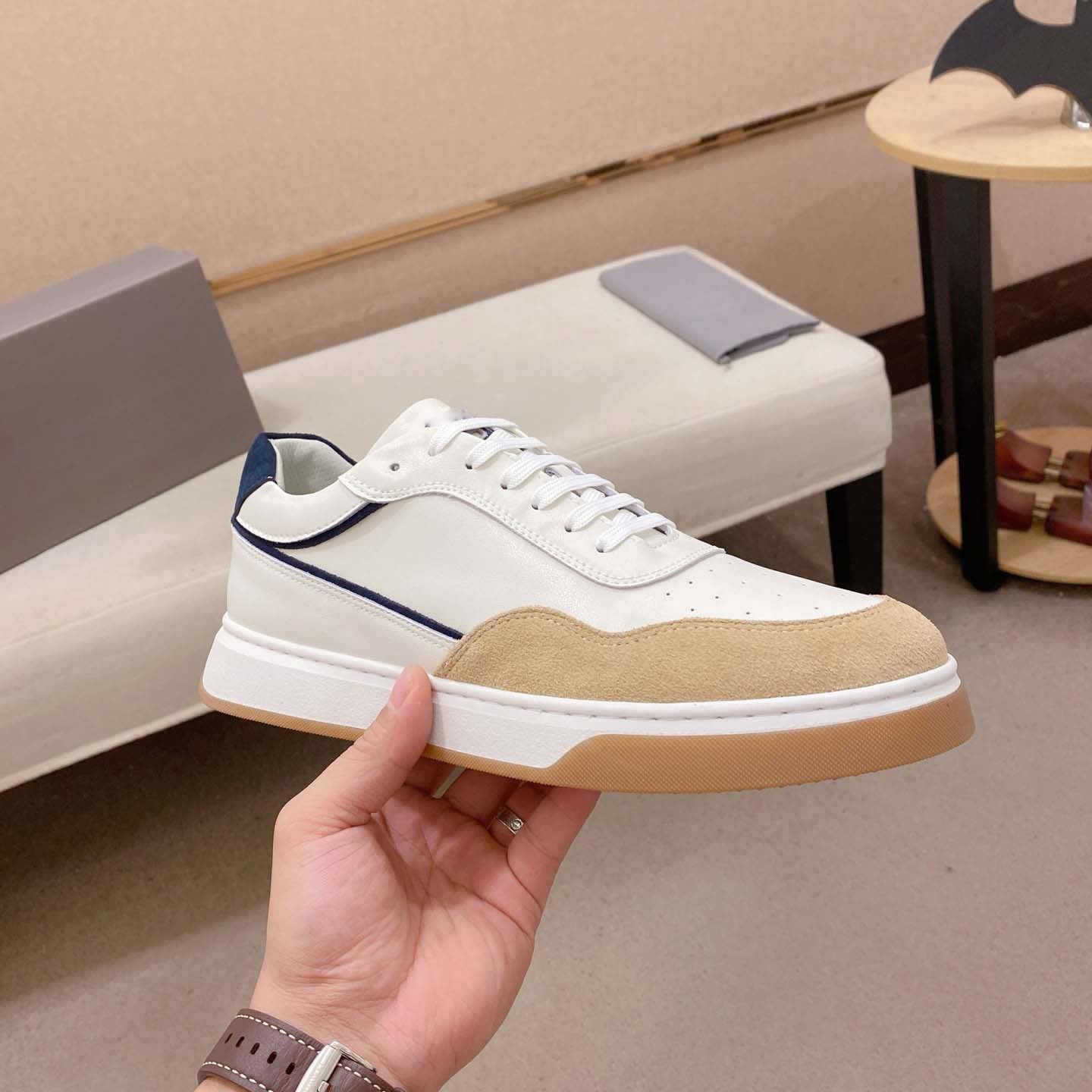 Damen Sportliche Sneaker mit hochmodernem Obermaterial und rutschfester Sohle R&B