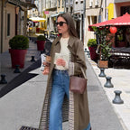 Damen Elegante Trenchcoat mit karierter Innenausstattung und weitgehendem Schnitt R&B