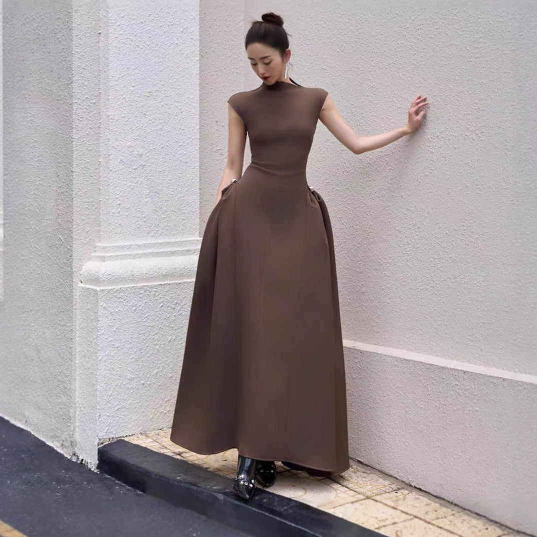 Damen elegantes bodenlanges Kleid mit außergewöhnlichem Kragen und innovativer Silhouette R&B