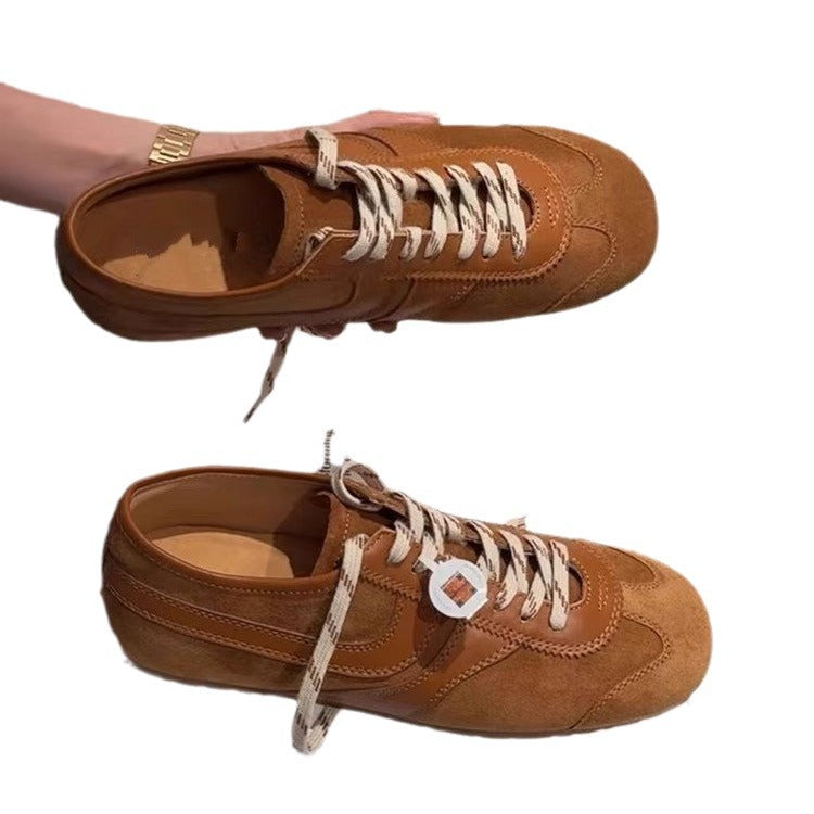 Damen Sneaker aus hochwertigem Wildleder mit trendigem Design und robustem Sohlenprofil R&B