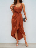 Damen Etuikleid mit elegantem Wickel-Design und schwingendem Saum R&B