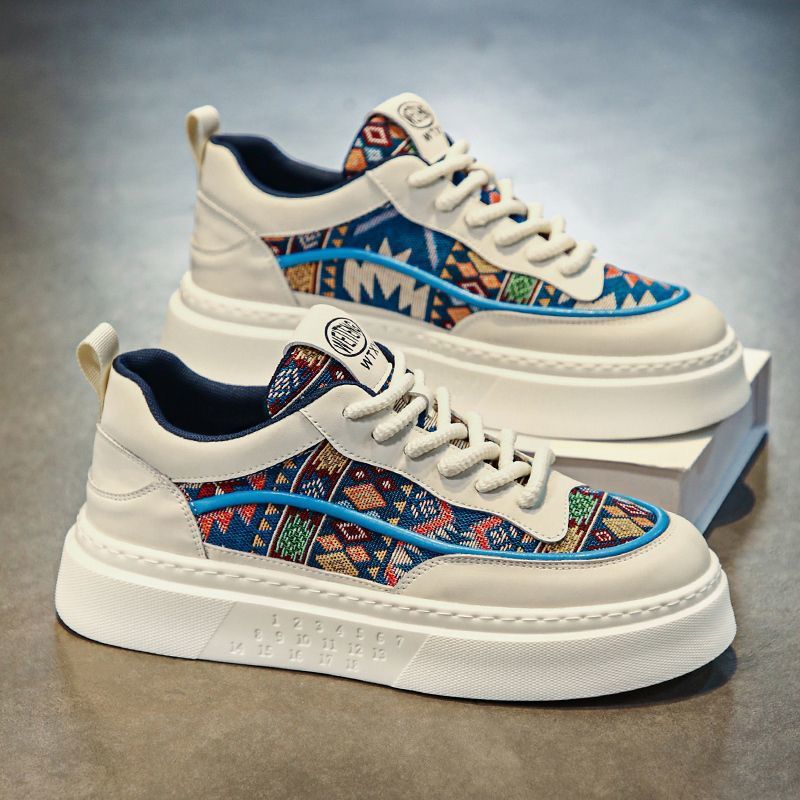 Damen bequeme Sneakers mit buntem Ethno-Muster