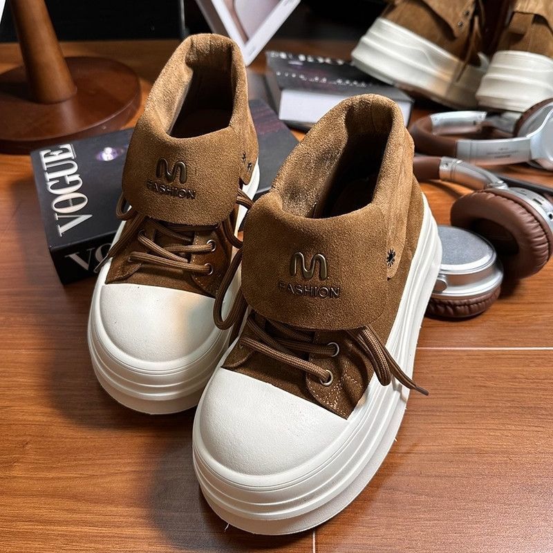 Damen Plateau-Sneaker mit modischem Falten-Design und bequemer Dämpfung