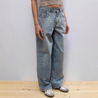 Damen weite Jeans mit lässigem Schnitt und ausgefranstem Saum