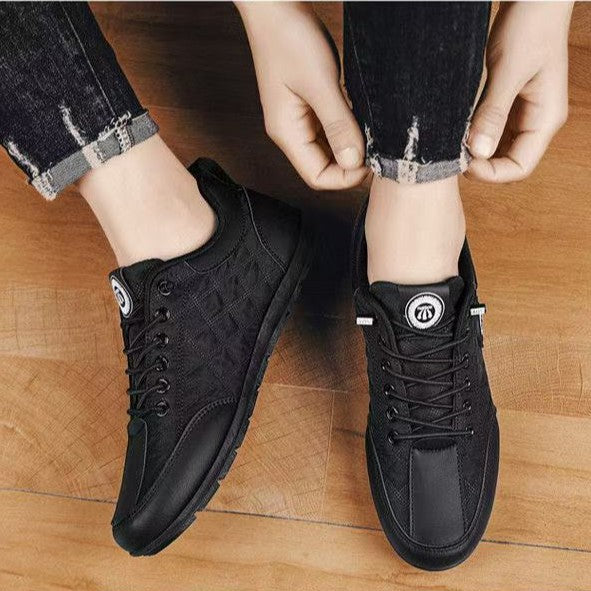 Damen FreizeitSneaker mit rutschfester Sohle und atmungsaktiver Obermaterialstruktur