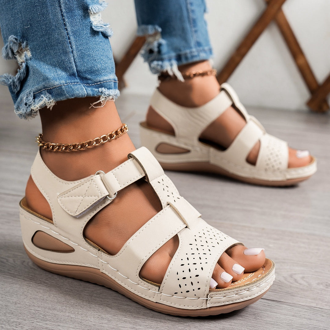 Damen Komfortable und stilvolle Sandalen R&B