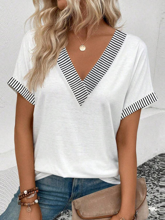 Damen V-Ausschnitt T-Shirt mit gestreiften Details Heidi-Mode