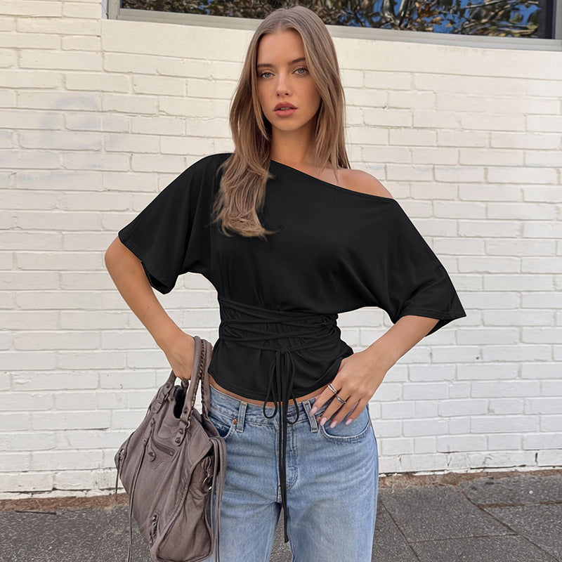 Damen Stilvolles Oberteil mit asymmetrischem Schnitt R&B