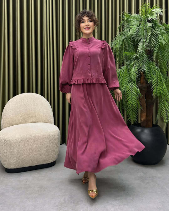 Damen Elegantes langes Kleid mit Rüschendetail R&B