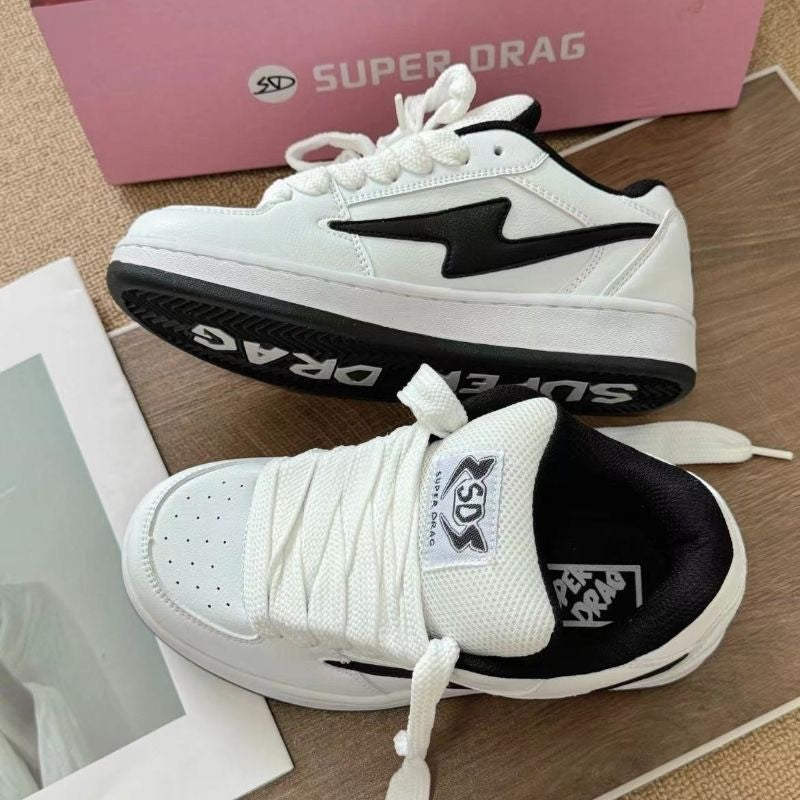 Damen Sportliche Sneaker mit atmungsaktiven Mesh-Einsätzen und griffiger Sohle