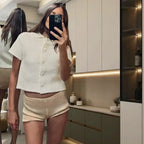 Damen Kurzärmliges Oberteil mit Knopfdetails und passendem Shorts-Set R&B