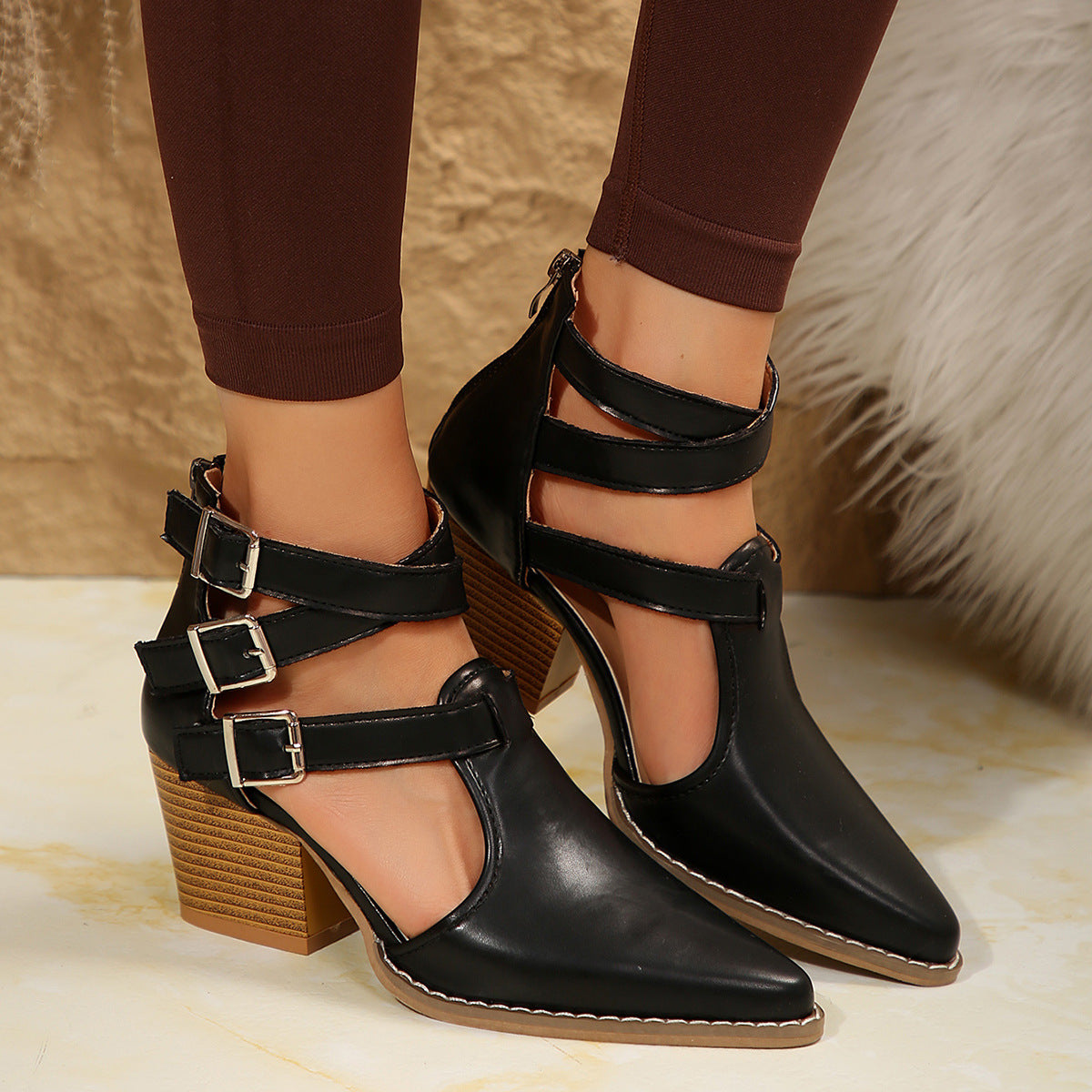 Damen Elegante Pumps mit verstellbaren Riemen und schickem Design