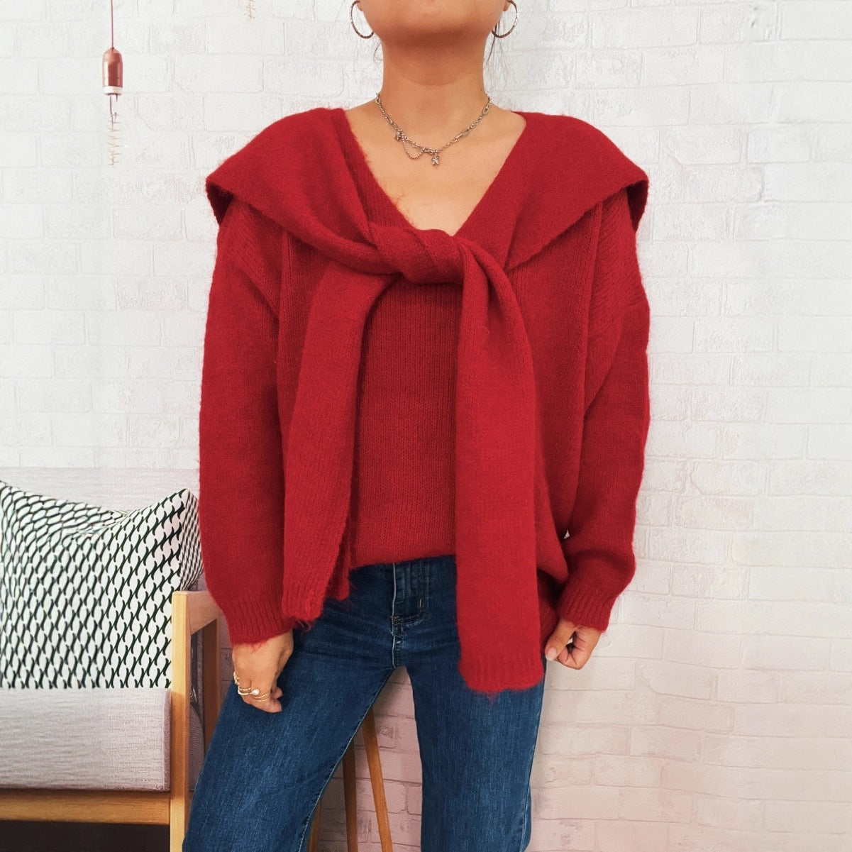 Damen lässiger Strickpullover mit abnehmbarer Kapuze und Knopfdetails R&B